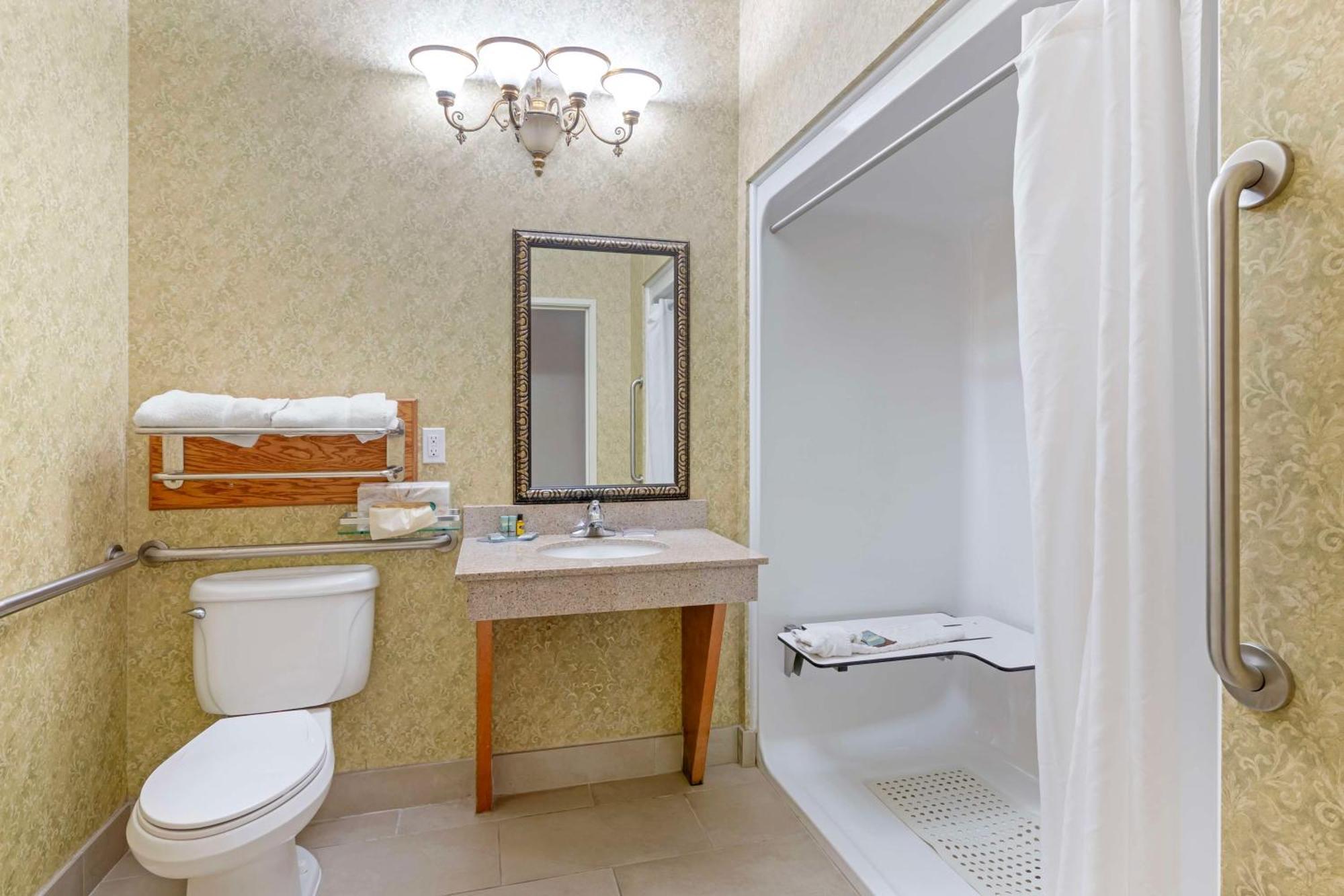 Hotel Western Bradbury And