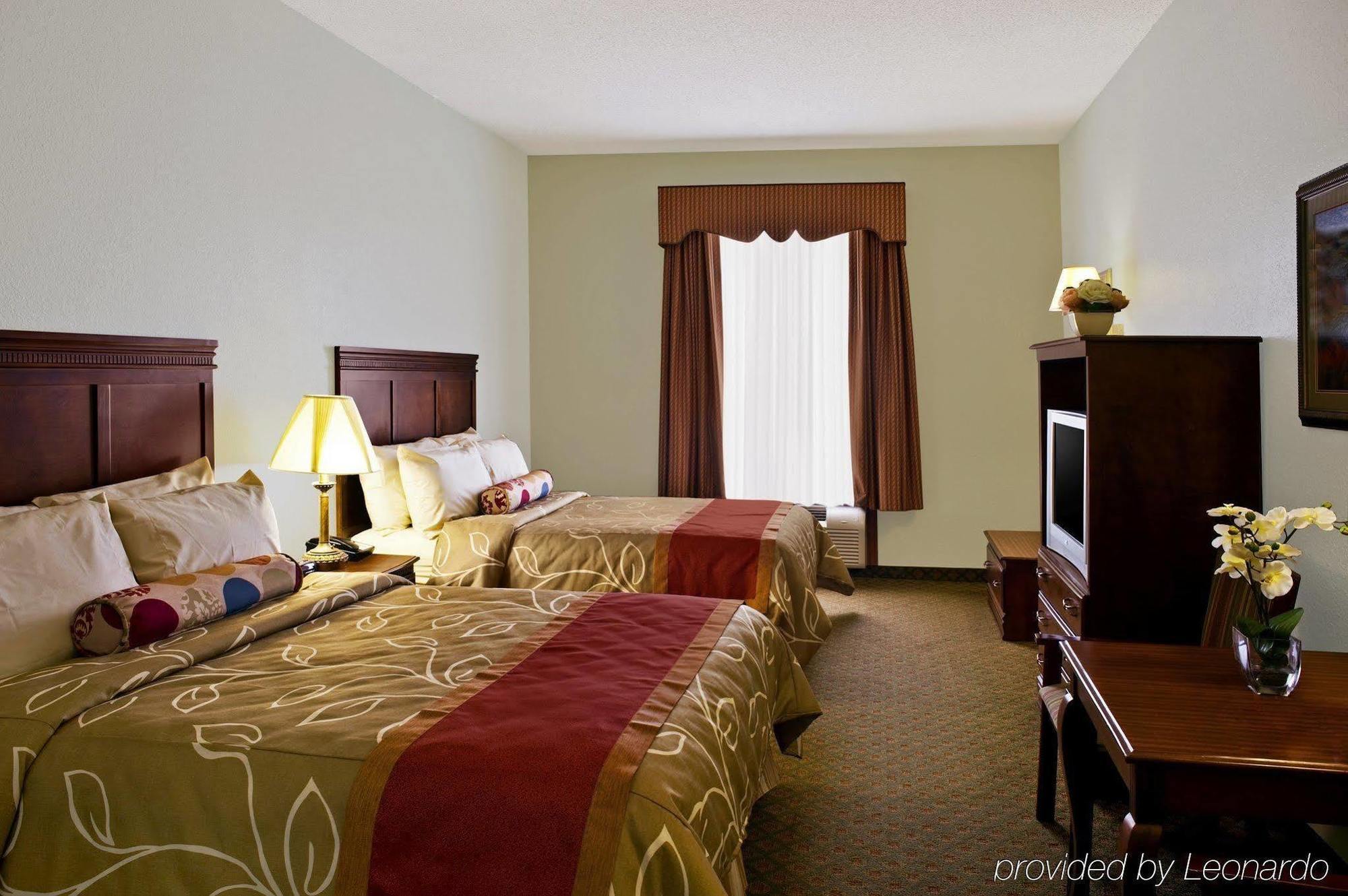 Hotel Western Bradbury And 3*